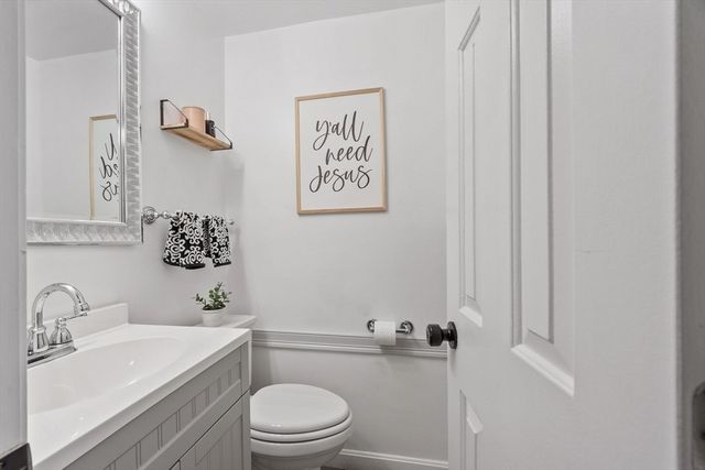 320 Newbury St 704, Danvers, MA 01923