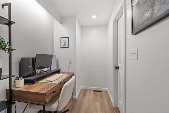 320 Newbury St 704, Danvers, MA 01923