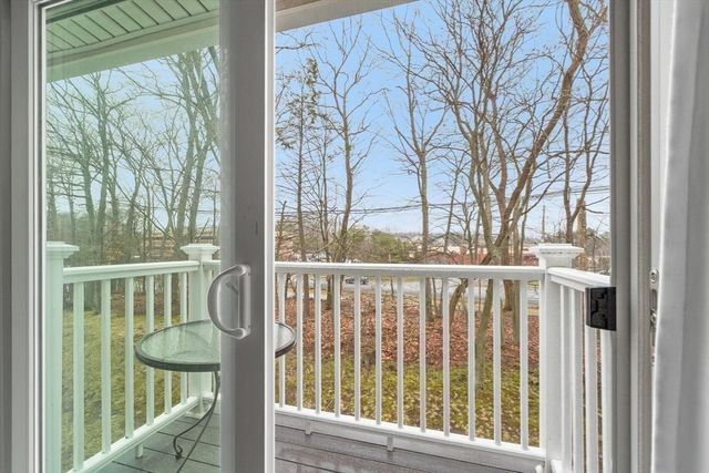 320 Newbury St 704, Danvers, MA 01923