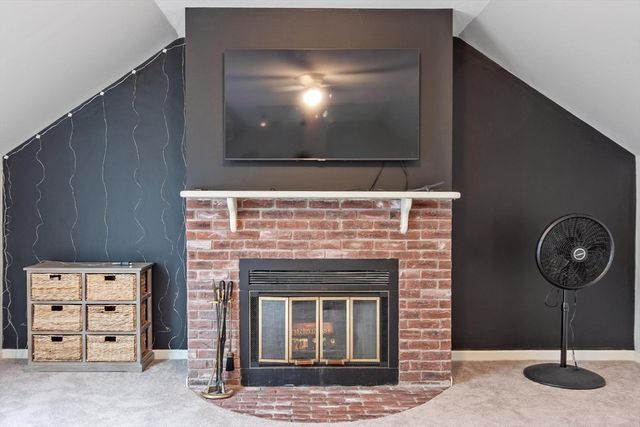 320 Newbury St 704, Danvers, MA 01923