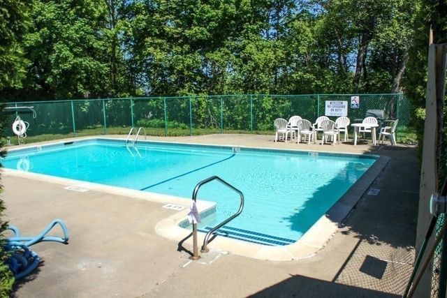 320 Newbury St 704, Danvers, MA 01923