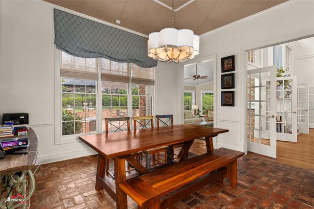 7211 Gilbert Drive, Shreveport, LA 71106