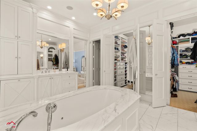 7211 Gilbert Drive, Shreveport, LA 71106