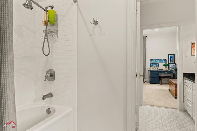 7211 Gilbert Drive, Shreveport, LA 71106