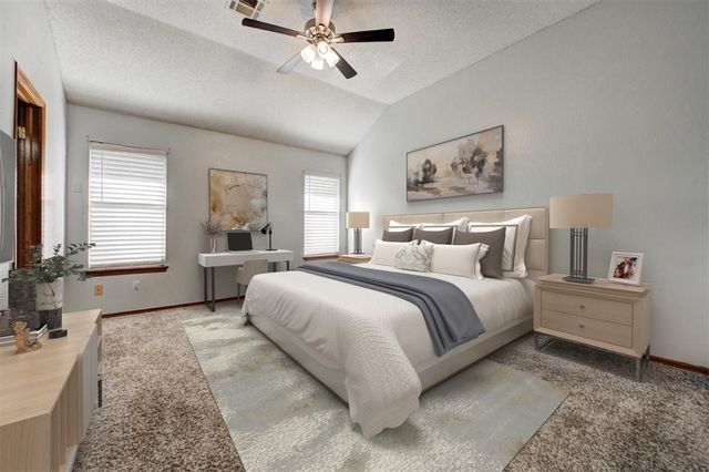 10124 Fairfax Lane, Yukon, OK 73099