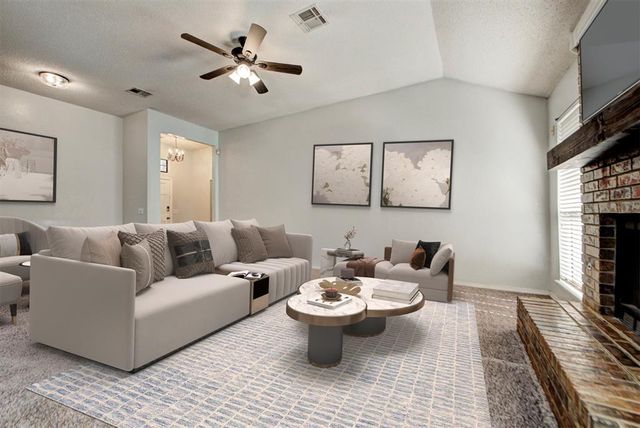 10124 Fairfax Lane, Yukon, OK 73099