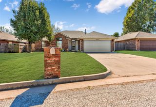 10124 Fairfax Lane, Yukon, OK 73099