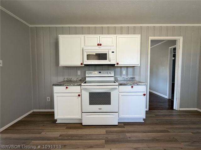 1118 Rena Road, Van Buren, AR 72956