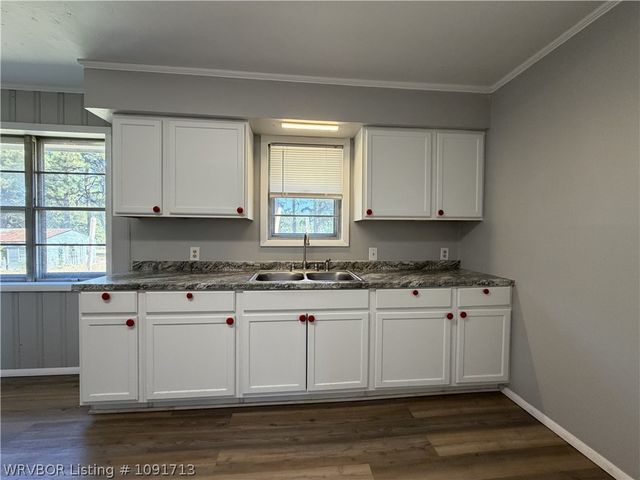 1118 Rena Road, Van Buren, AR 72956