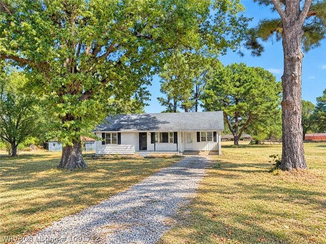 1118 Rena Road, Van Buren, AR 72956