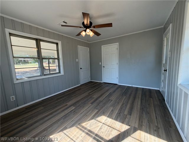 1118 Rena Road, Van Buren, AR 72956
