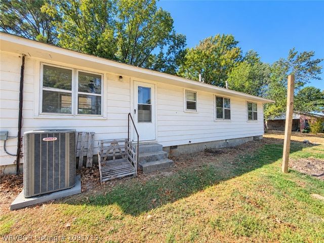 1118 Rena Road, Van Buren, AR 72956