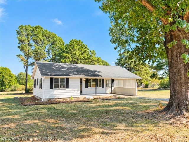 1118 Rena Road, Van Buren, AR 72956