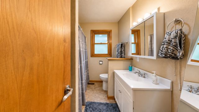 811 6th Street, West Des Moines, IA 50265