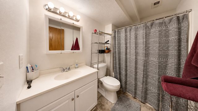 811 6th Street, West Des Moines, IA 50265