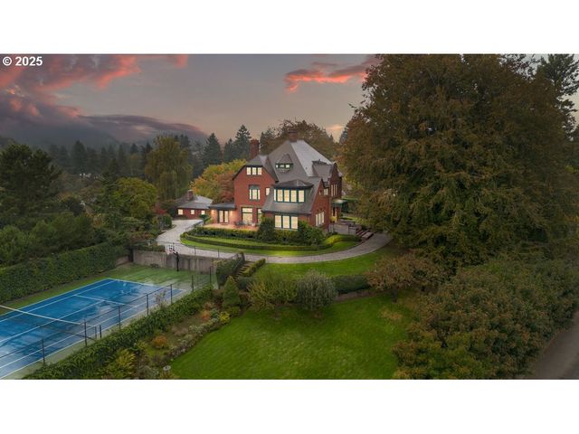 1816 Sw HAWTHORNE Ter, Portland, OR 97201