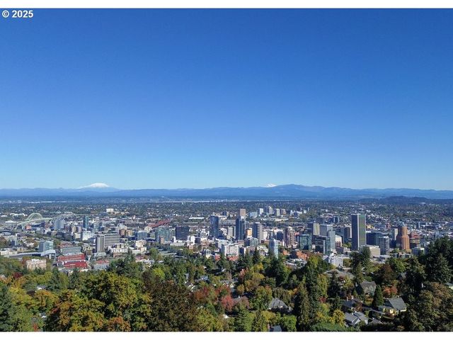 1816 Sw HAWTHORNE Ter, Portland, OR 97201