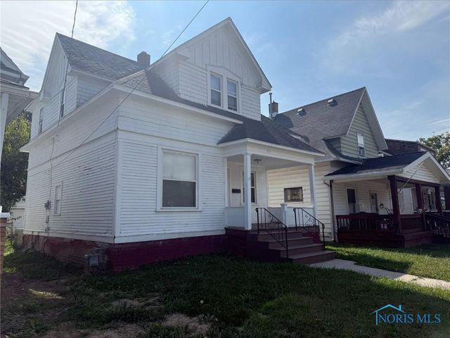 765 Redwood Avenue, Toledo, OH 43609