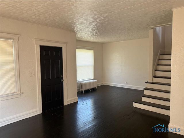 765 Redwood Avenue, Toledo, OH 43609