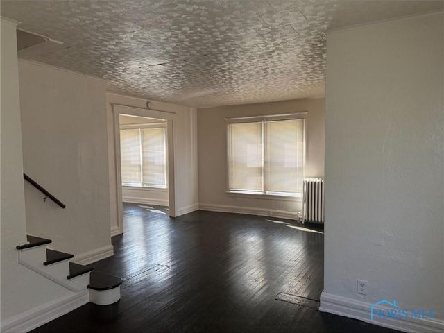 765 Redwood Avenue, Toledo, OH 43609