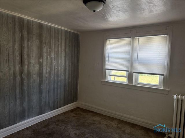 765 Redwood Avenue, Toledo, OH 43609