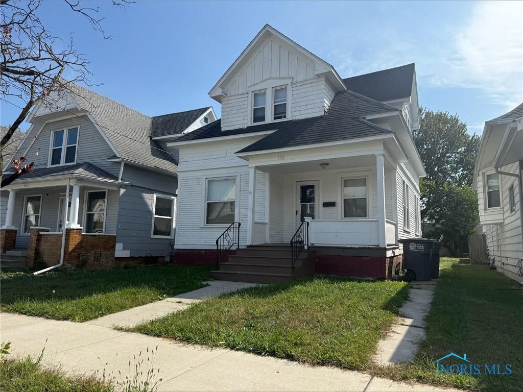 765 Redwood Avenue, Toledo, OH 43609