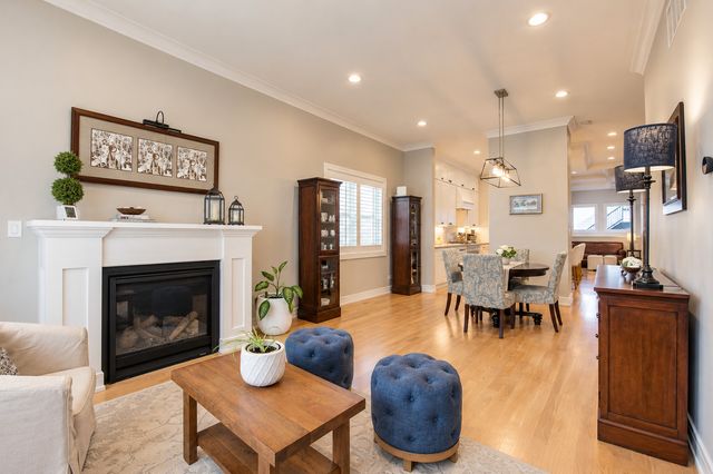3730 N Albany Avenue, Chicago, IL 60618