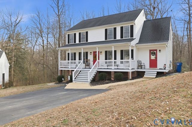 2761 Knobbly Ct, Chester, VA 23831
