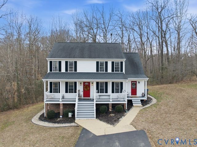 2761 Knobbly Ct, Chester, VA 23831