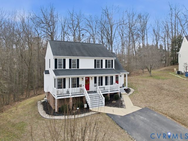 2761 Knobbly Ct, Chester, VA 23831