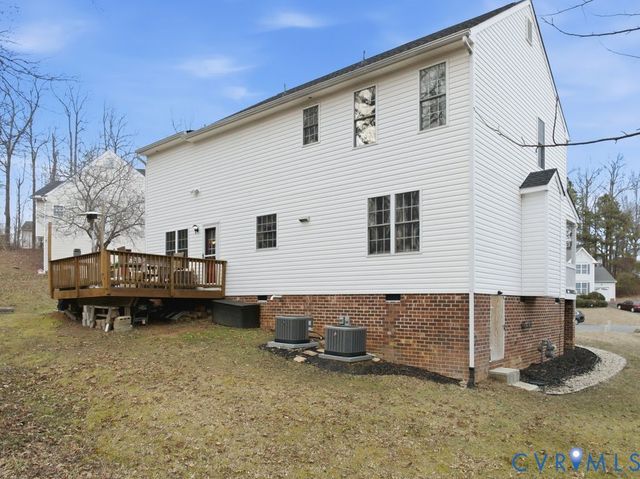 2761 Knobbly Ct, Chester, VA 23831