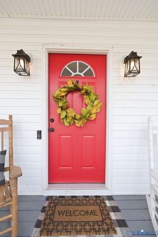 2761 Knobbly Ct, Chester, VA 23831