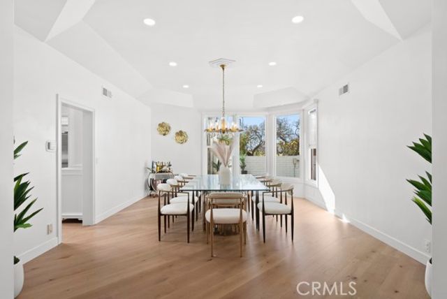 9514 Oakridge Place, Chatsworth (los Angeles), CA 91311