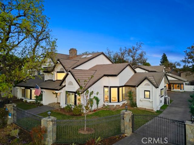 9514 Oakridge Place, Chatsworth (los Angeles), CA 91311