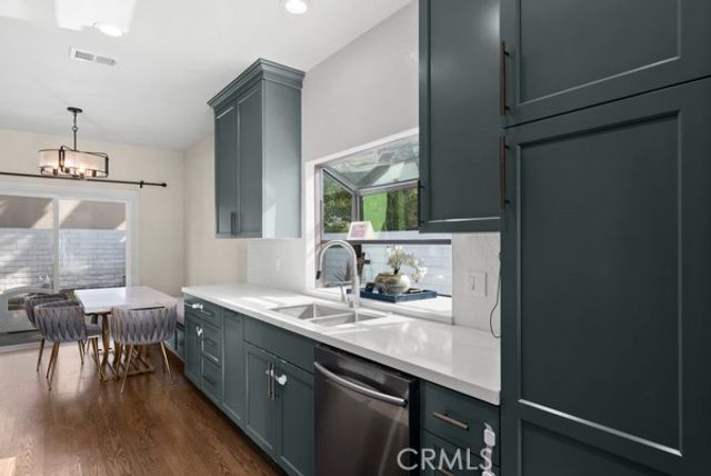 9514 Oakridge Place, Chatsworth (los Angeles), CA 91311