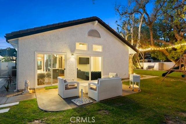 9514 Oakridge Place, Chatsworth (los Angeles), CA 91311