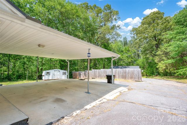 2719 US 70 Highway, Connelly Springs, NC 28612
