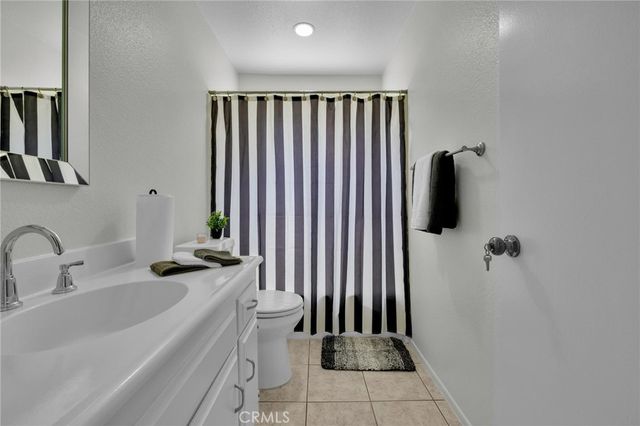 6826 Ranchgrove Road, Riverside, CA 92506
