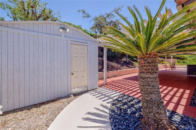 6826 Ranchgrove Road, Riverside, CA 92506