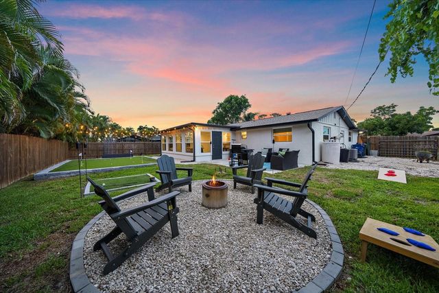 852 ACADIA ROAD, Venice, FL 34293