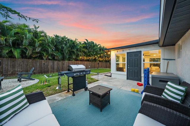 852 ACADIA ROAD, Venice, FL 34293