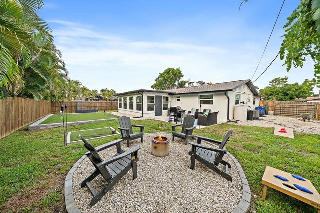 852 ACADIA ROAD, Venice, FL 34293