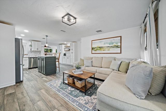852 ACADIA ROAD, Venice, FL 34293