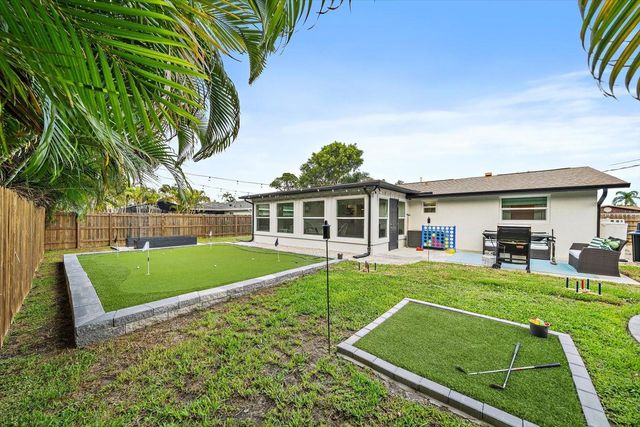 852 ACADIA ROAD, Venice, FL 34293