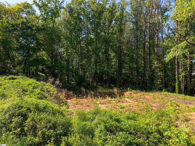 6 Stratton Place, Greenville, SC 29615