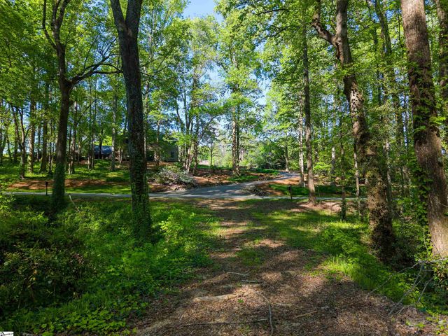 6 Stratton Place, Greenville, SC 29615
