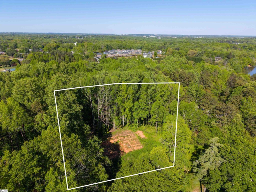 6 Stratton Place, Greenville, SC 29615