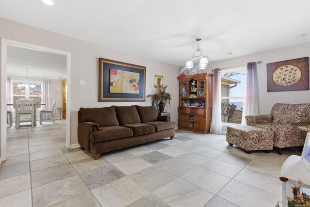 9811 Miller Rd, Sherwood, AR 72120