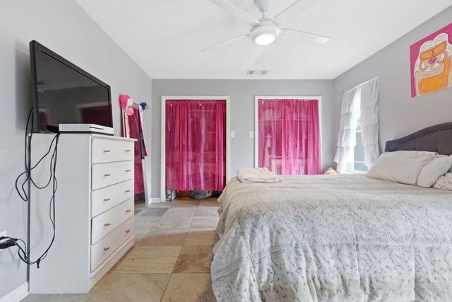 9811 Miller Rd, Sherwood, AR 72120