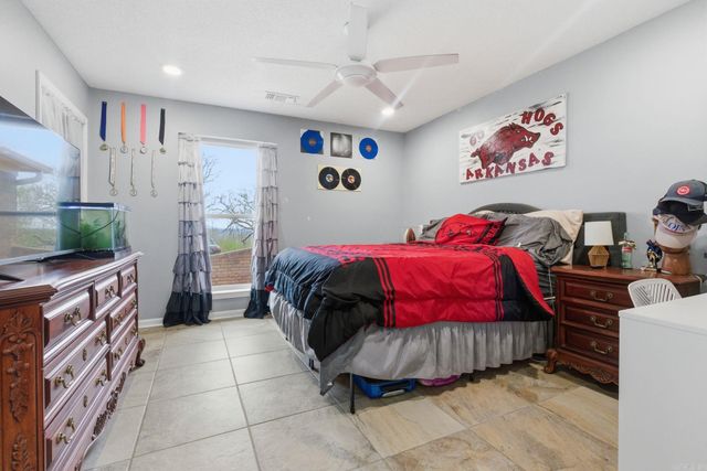 9811 Miller Rd, Sherwood, AR 72120